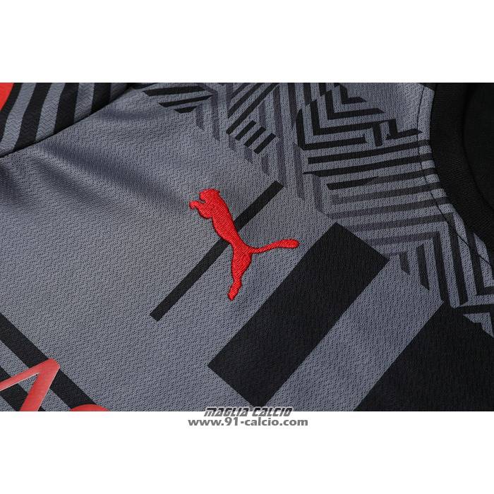 Tuta da Track
 Milan
 Manica Corta
 2022-2023 Grigio
 - Pantaloncini
